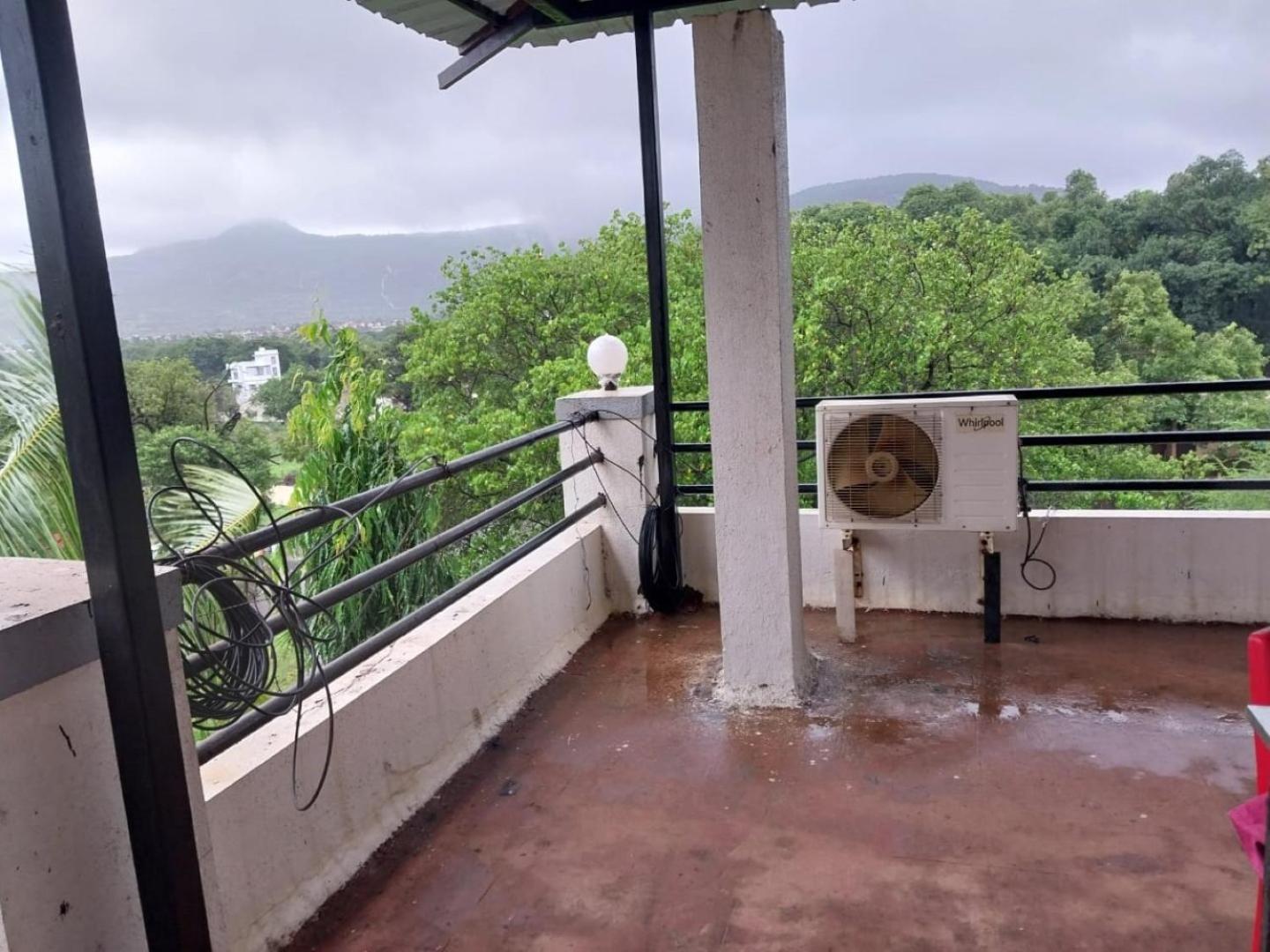 ホテル Karla Retreat Karla Kārli エクステリア 写真